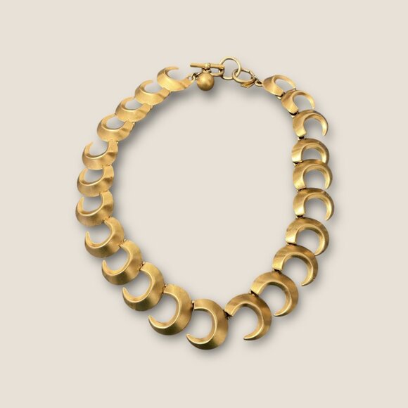 Anne Klein Vintage Gold-Tone Crescent Moon Necklace 18" - Picture 1 of 4